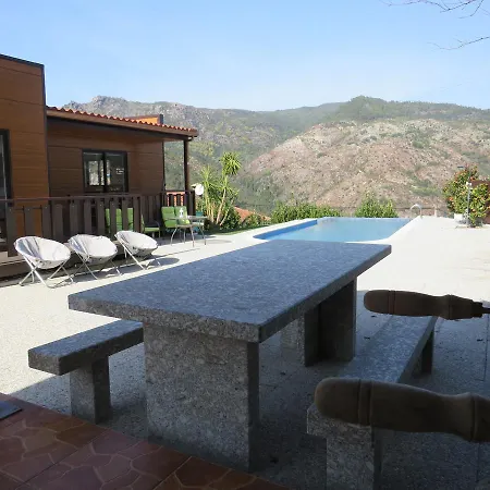 Casa Camelias * Виейра-ду-Минью